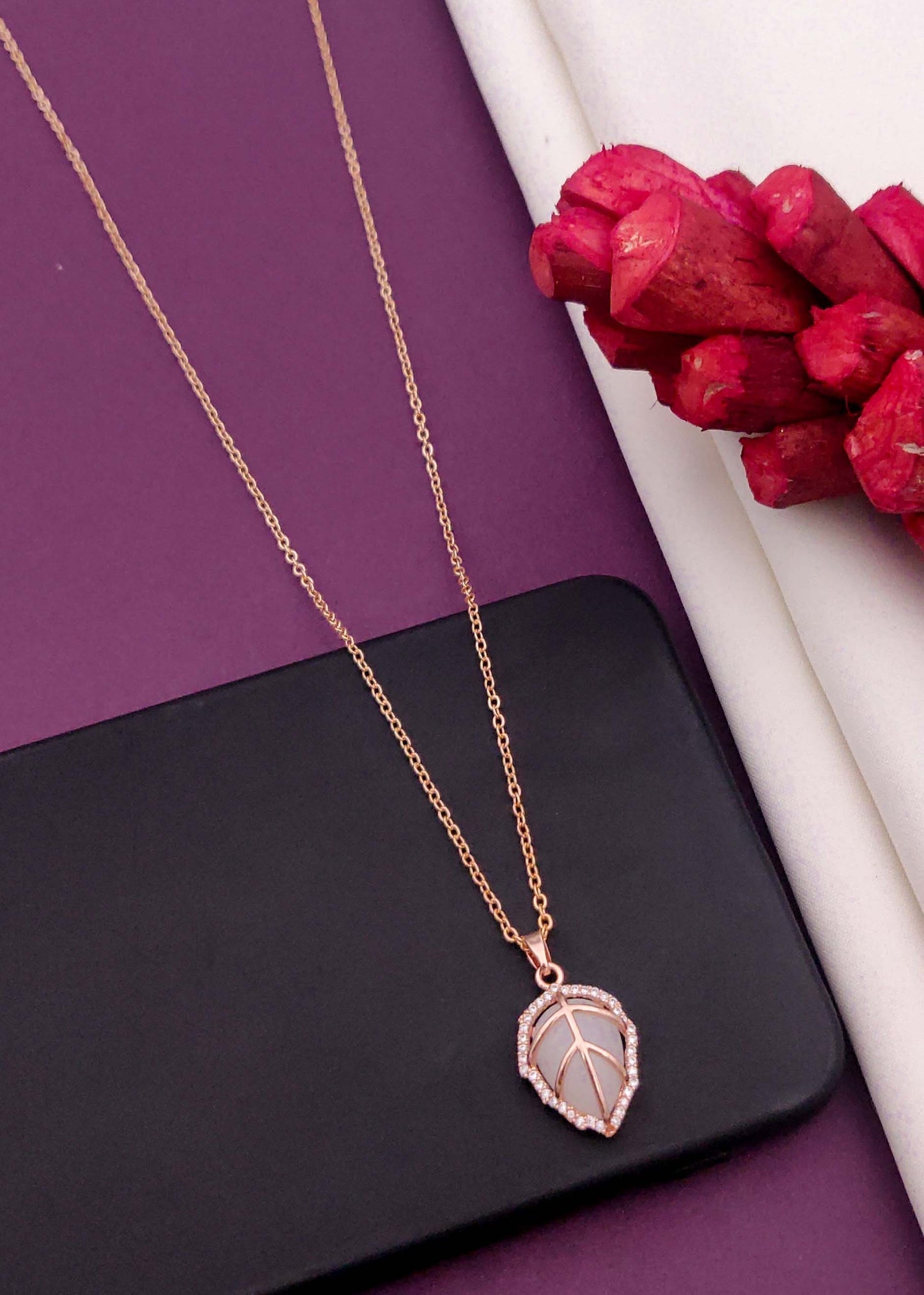 Solibelle Olivia Chain Pendant | Antitarnish Rose Gold Plated
